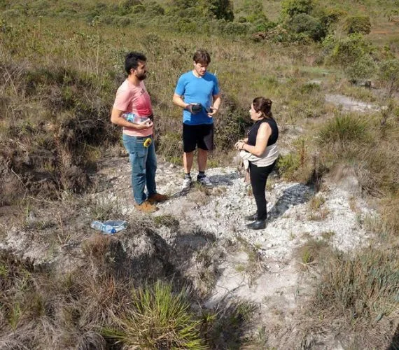Projeto Trilhas - RECUPERAÇÃO AMBIENTAL SERRA DA CALÇADA 04
